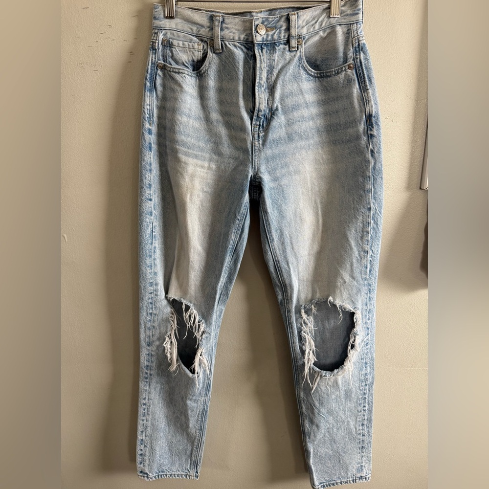 American Eagle mom Jean size 2 long